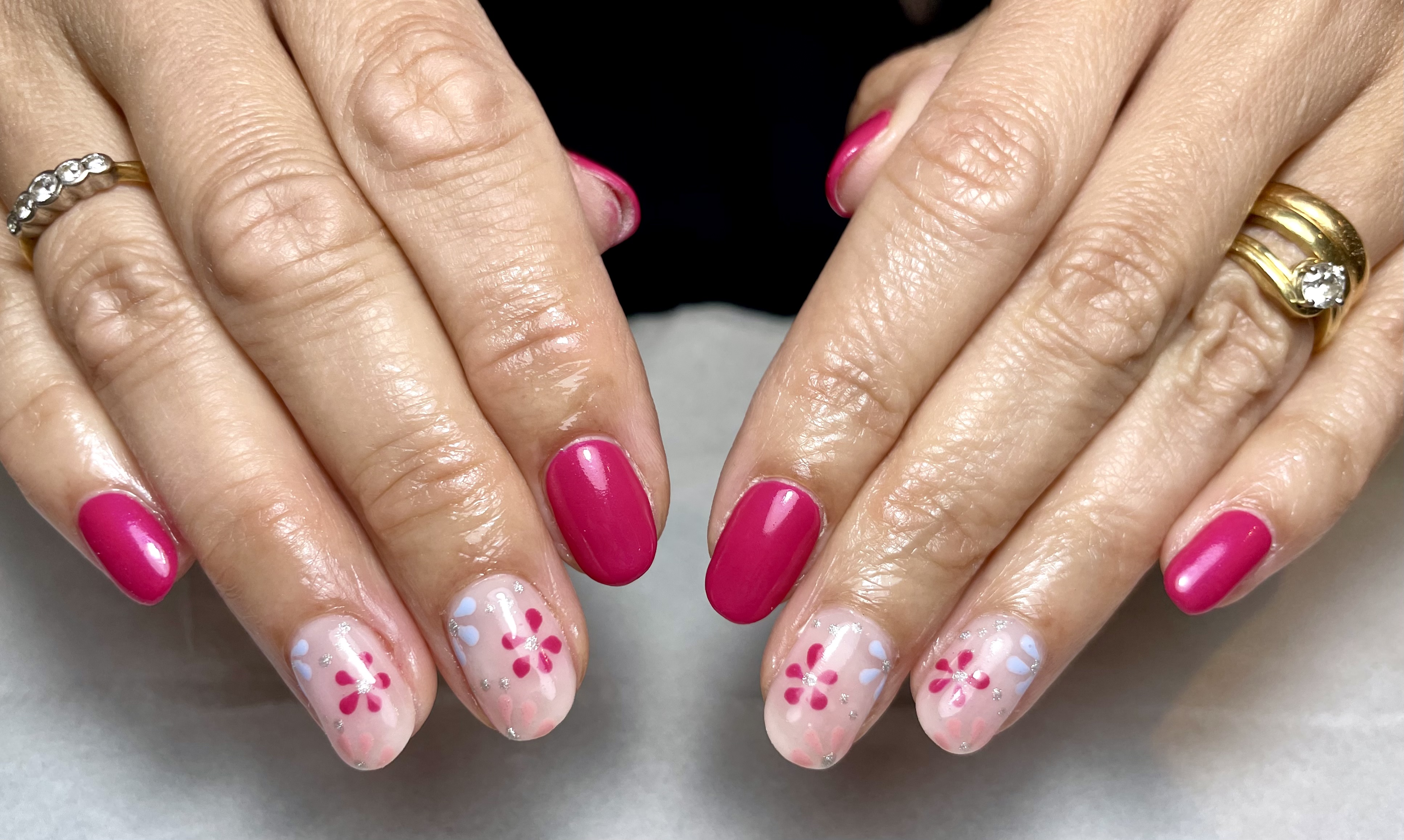 Nail design by Helen